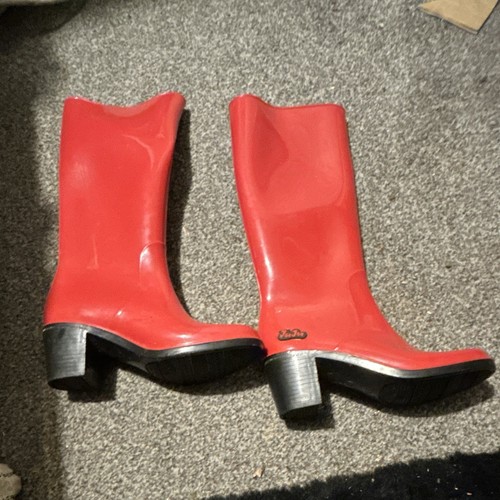 Women red rubber mid - red,